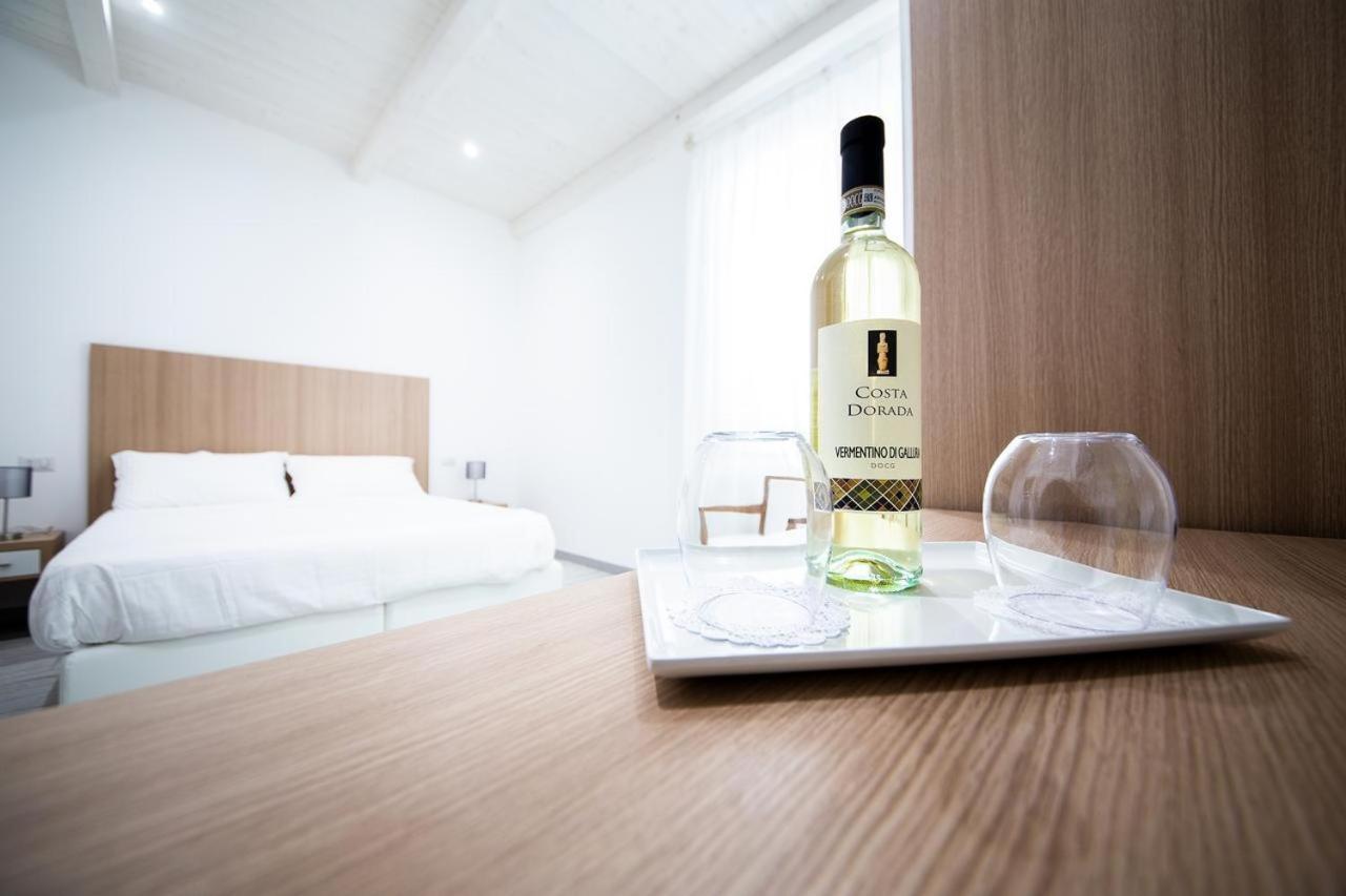 La Promenade Rooms & Suites Olbia Eksteriør billede