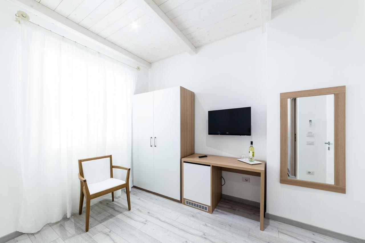 La Promenade Rooms & Suites Olbia Eksteriør billede