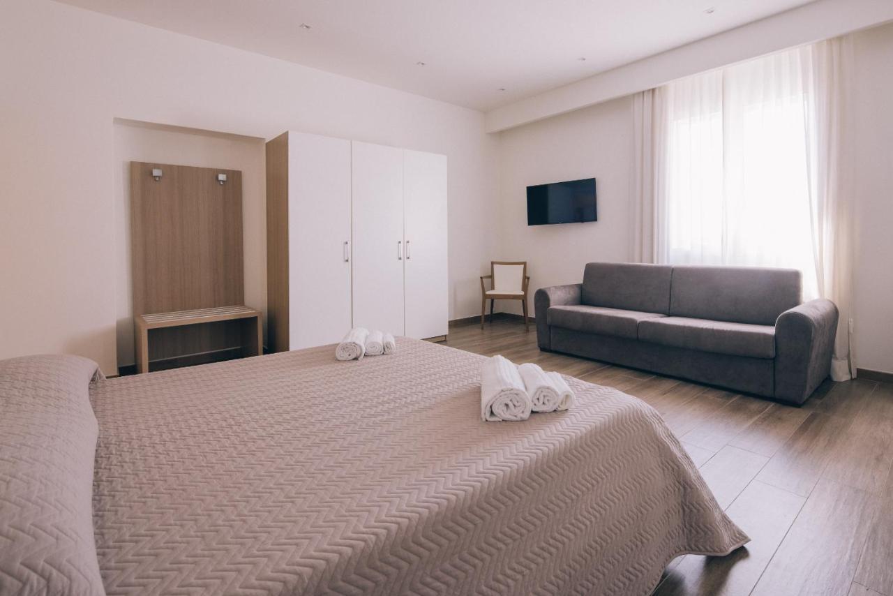 La Promenade Rooms & Suites Olbia Eksteriør billede