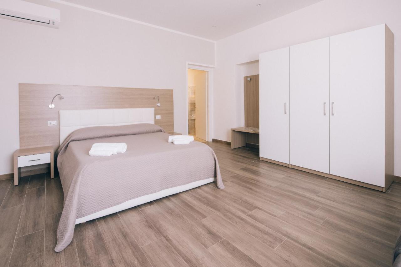 La Promenade Rooms & Suites Olbia Eksteriør billede