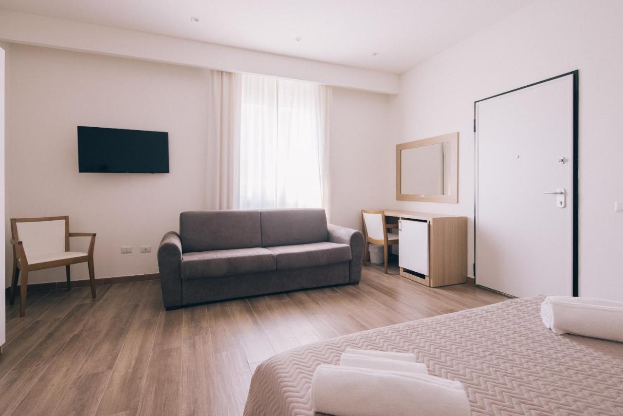 La Promenade Rooms & Suites Olbia Eksteriør billede